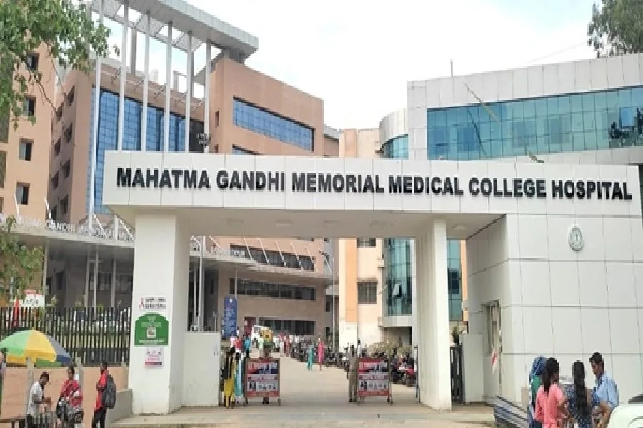 एमजीएम अस्पताल ब्लड बैंक में 40 लाख की नई मशीन लगी, रक्त जांच होगी तेज और सुरक्षित