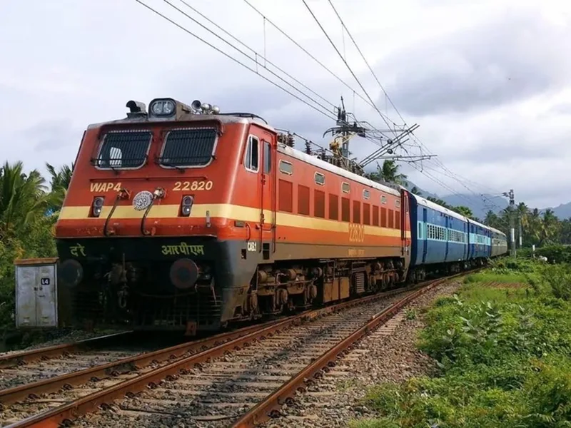 Tatanagar Ernakulam Express 25 जून से बदले गए मार्ग से चलेगी, यात्रियों को हो सकती है परेशानी