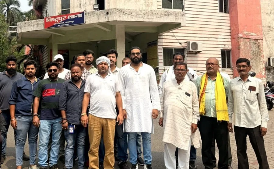 बिष्टुपुर DD बार चाकूबाजी मामले में करणी सेना ने की आरोपियों की तुरंत गिरफ्तारी की मांग