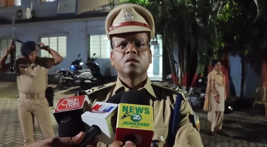 जमशेदपुर बंद से पहले SSP ने शहर में सुरक्षा सुनिश्चित करने बाइक दस्ते के साथ किया फ्लैग मार्च