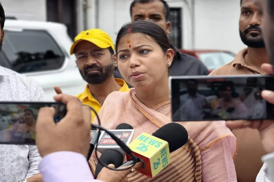 भुइयांडीह सड़क चौड़ीकरण और पानी कनेक्शन पर विधायक पूर्णिमा साहू ने टाटा स्टील से मांगी जवाबदेही