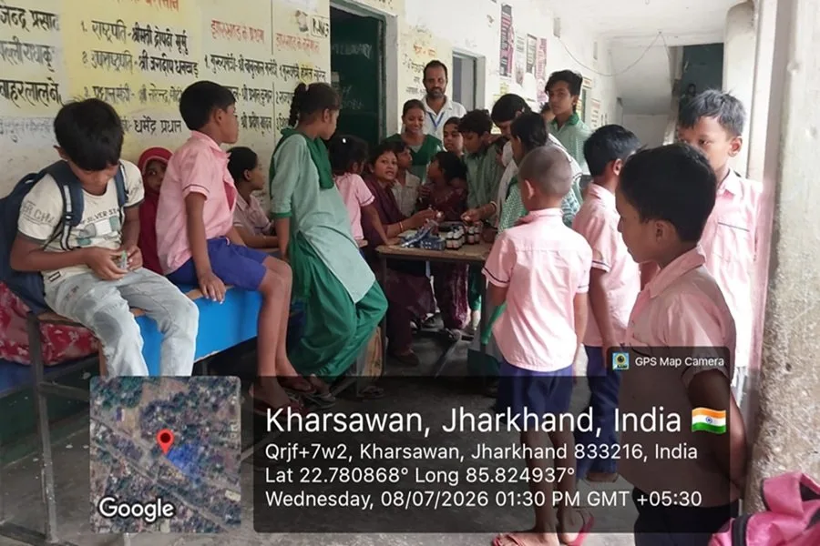 सरायकेला हेल्थ कैंप में 258 विद्यार्थियों का स्वास्थ्य परीक्षण, योग से जुड़ी खास जानकारियां