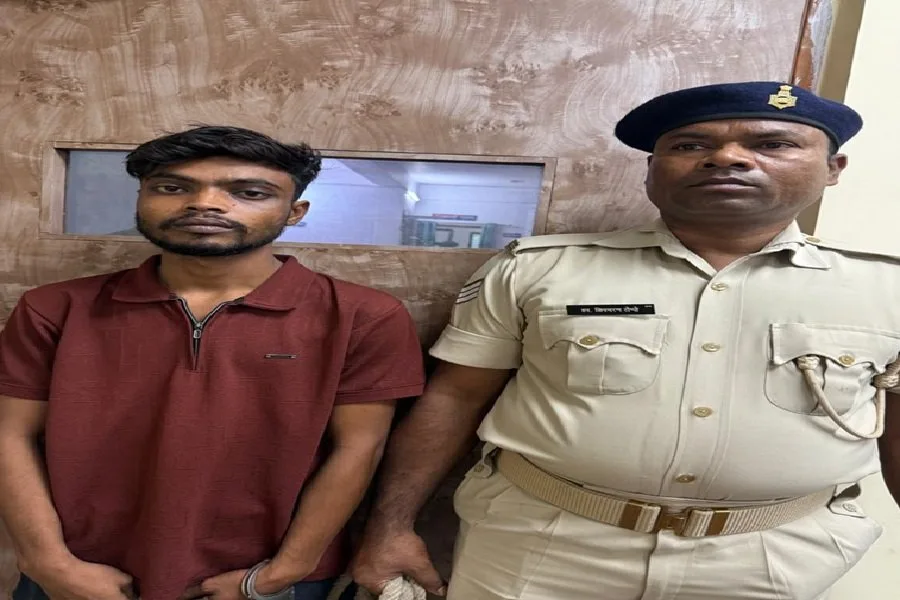 आदित्यपुर यौन शोषण मामले में राकेश महतो गिरफ्तार, पुलिस जांच जारी