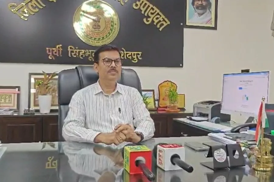 पूर्वी सिंहभूम में मलेरिया जांच जरूरी, देर से इलाज से मौत का खतरा: DC राजीव रंजन