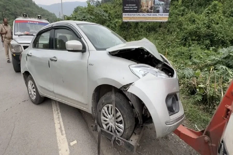 पारडीह काली मंदिर के पास बाइक सवारों ने महिला की कार का पीछा किया, हादसा होने से बचा बड़ा हादसा