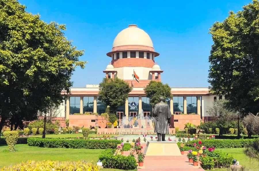 कृषि भूमि बेचने से पहले परिवार को मिलेगा पहला मौका, सुप्रीम कोर्ट ने स्पष्ट किया अधिकार