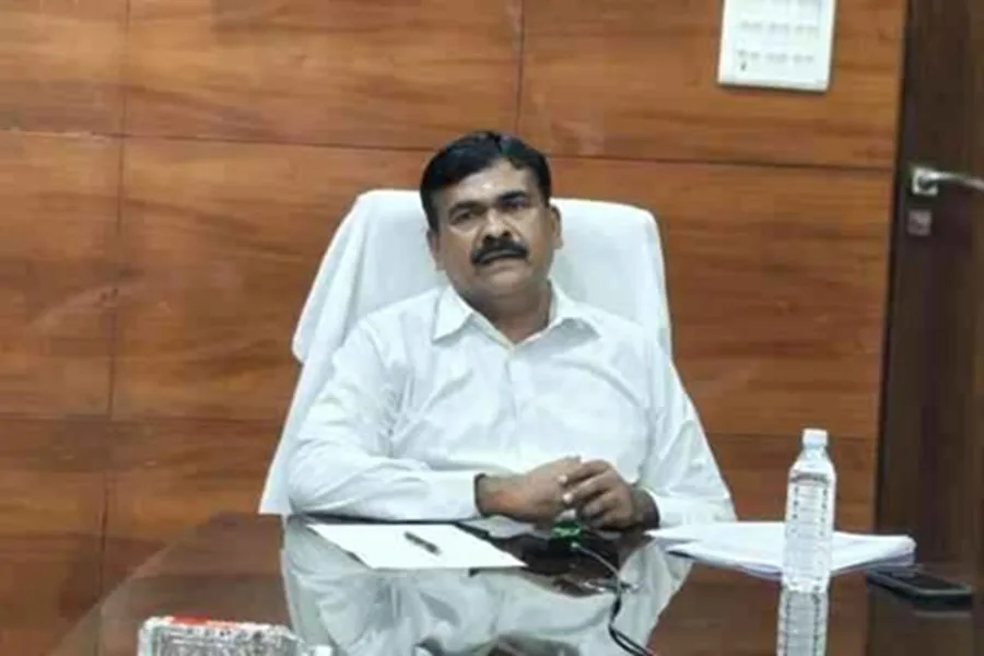 झारखंड मतदाता सूची संशोधन तेज, SIR-2026 अभियान के तहत जमशेदपुर व ईचागढ़ में निरीक्षण