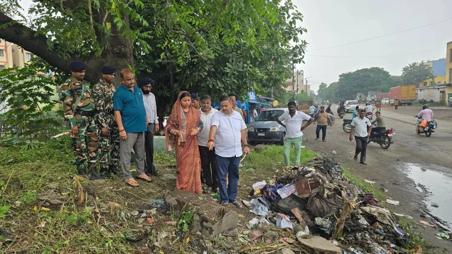 जमशेदपुर जलजमाव पर एजेंसियों ने किया निरीक्षण, नालों की सफाई और ड्रेन योजना पर चर्चा