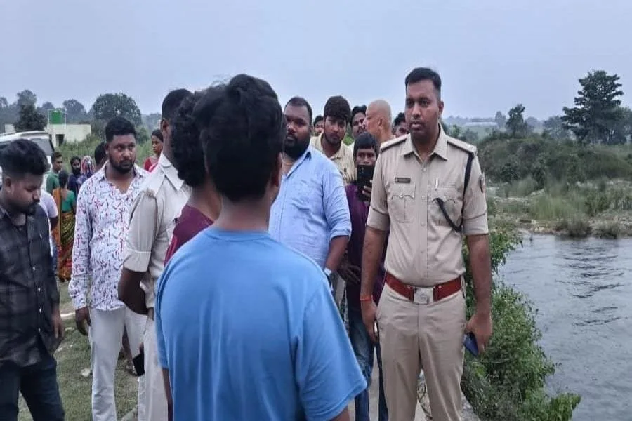 छोटा बांकी डैम में नहाते हुए 16 वर्षीय किशोर डूबा, खोज जारी