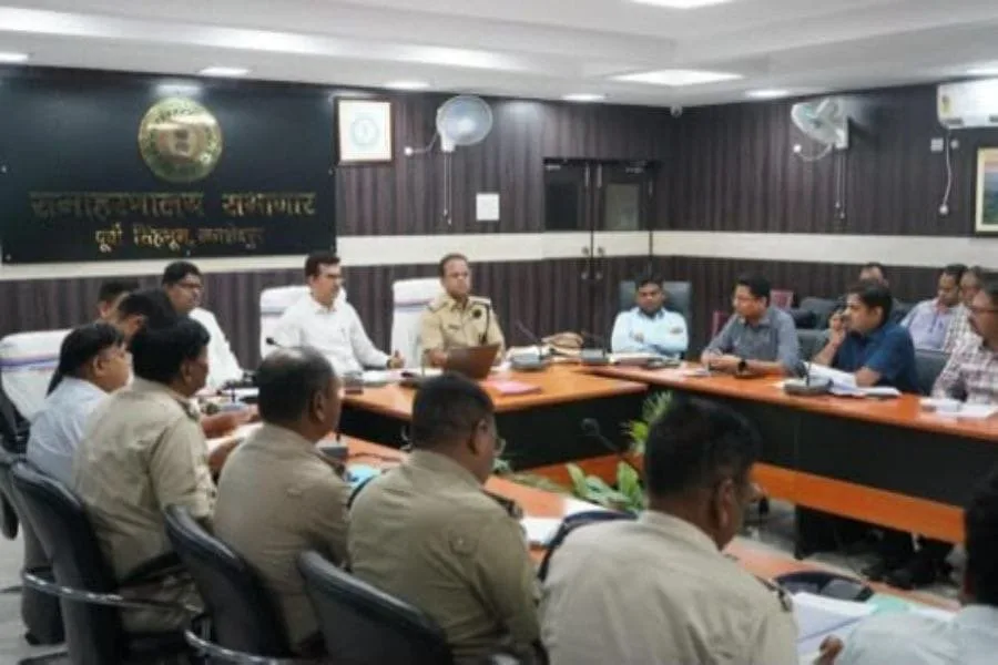 पूर्वी सिंहभूम में अवैध खनन के खिलाफ प्रशासन ने कसी नाक, जून में 555 टन खनिज जब्त