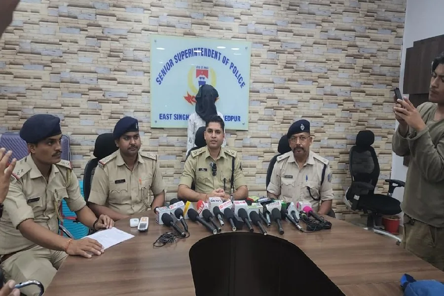 मानगो बस स्टैंड के पास 33 किलो गांजा के साथ युवक की गिरफ्तारी, बड़ी पुलिस कार्रवाई