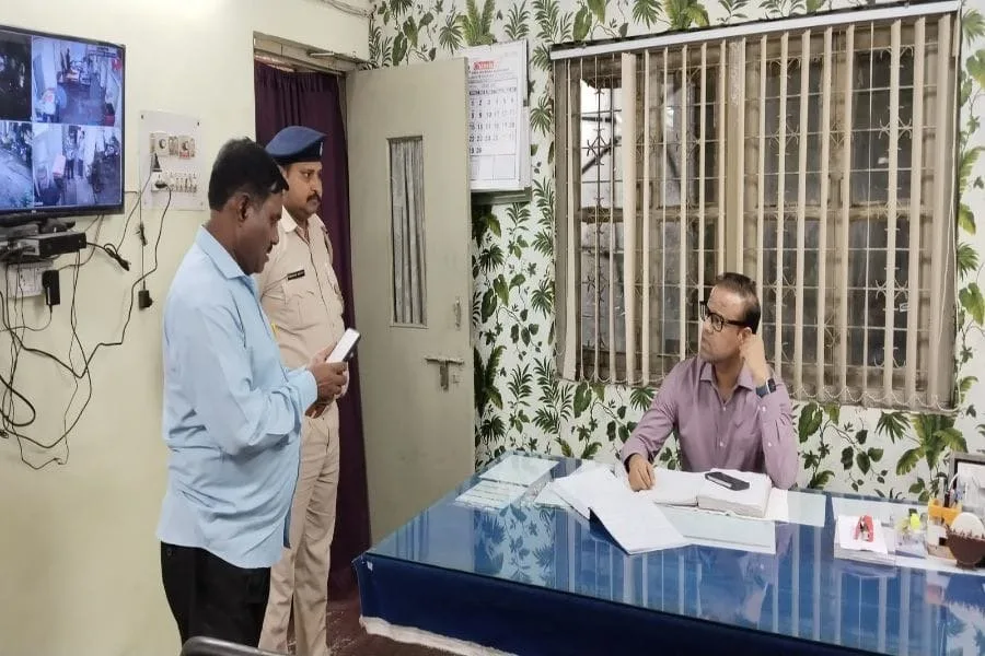 टेल्को थाना में SSP का औचक निरीक्षण, रात्रि गश्त और अवैध गतिविधि पर सख्त निगरानी