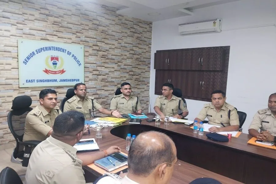Jamshedpur SSP की सख्त नीति से आदतन अपराधियों पर कड़ी कार्रवाई