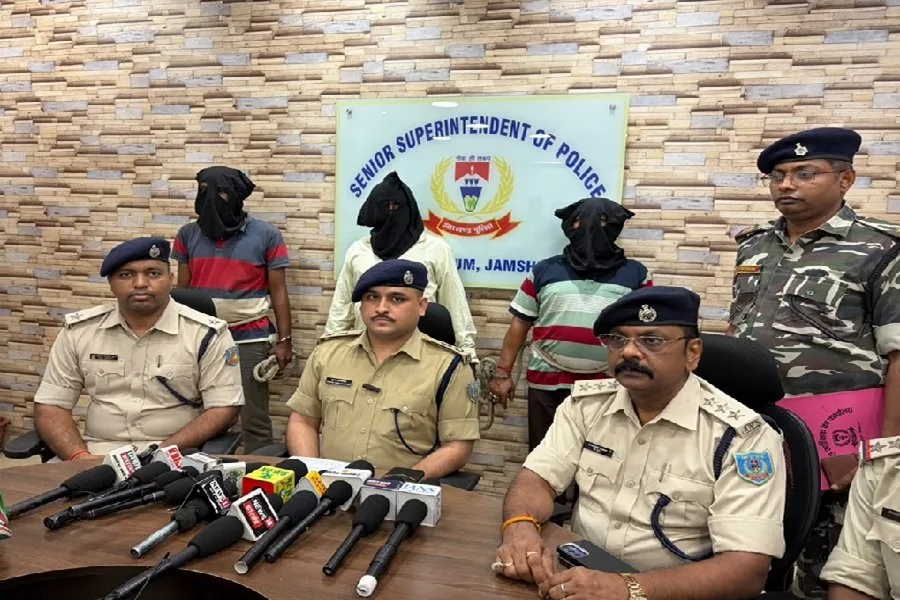 एमजीएम थाना पुलिस ने अंतरराज्यीय गांजा तस्कर गिरोह का भंडाफोड़, तीन गिरफ्तार