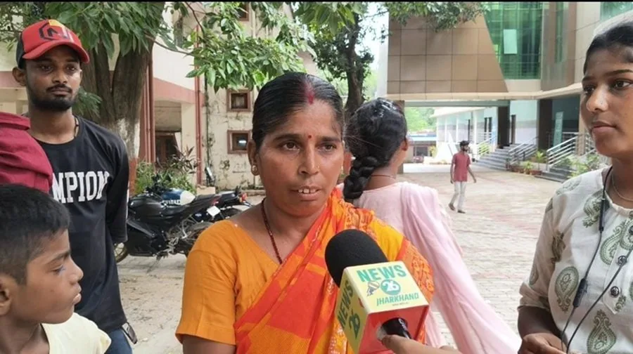 गोविंदपुर थाना की पुलिस विवादित कार्रवाई, परिवार ने युवक के बिना सूचना उठाने का आरोप लगाया