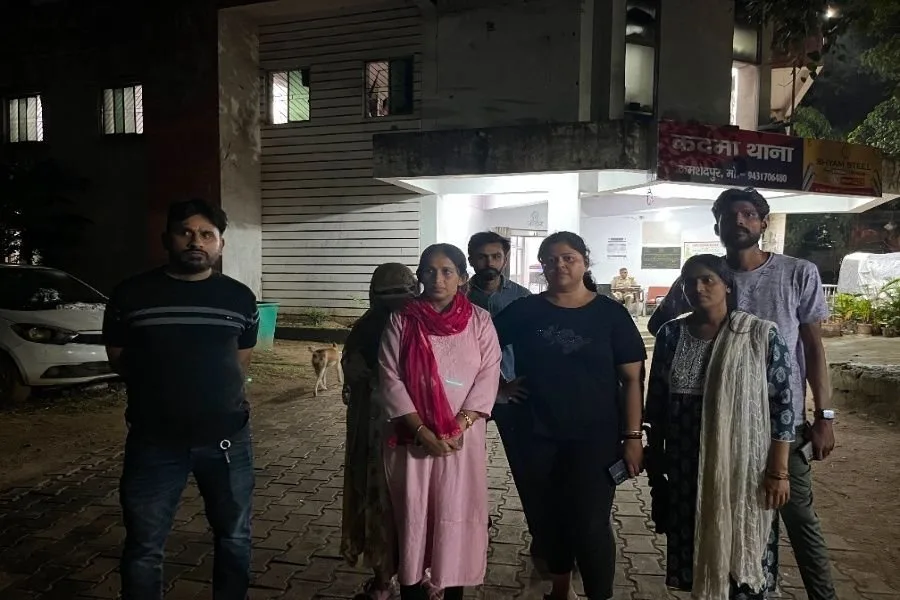 कदमा में महिला ने नौकरी और इलाज के नाम पर लाखों की ठगी का आरोप, पुलिस जांच में