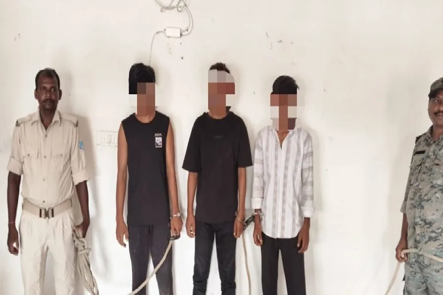 पूर्वी सिंहभूम में XUV-500 से बकरी चोरी कर तीन युवकों को पुलिस ने किया गिरफ्तार